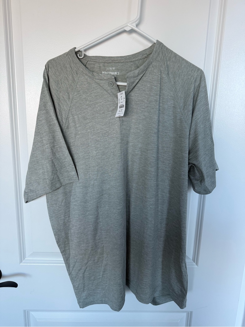 NWT. J. Crew Performance Men’s Short Sleeve Henley Shirt — Light Gray